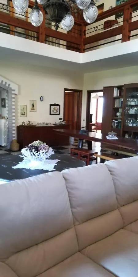 La Gallina Nel Castello Citr Oo9002-Beb Oo11 Albenga Bed and breakfast